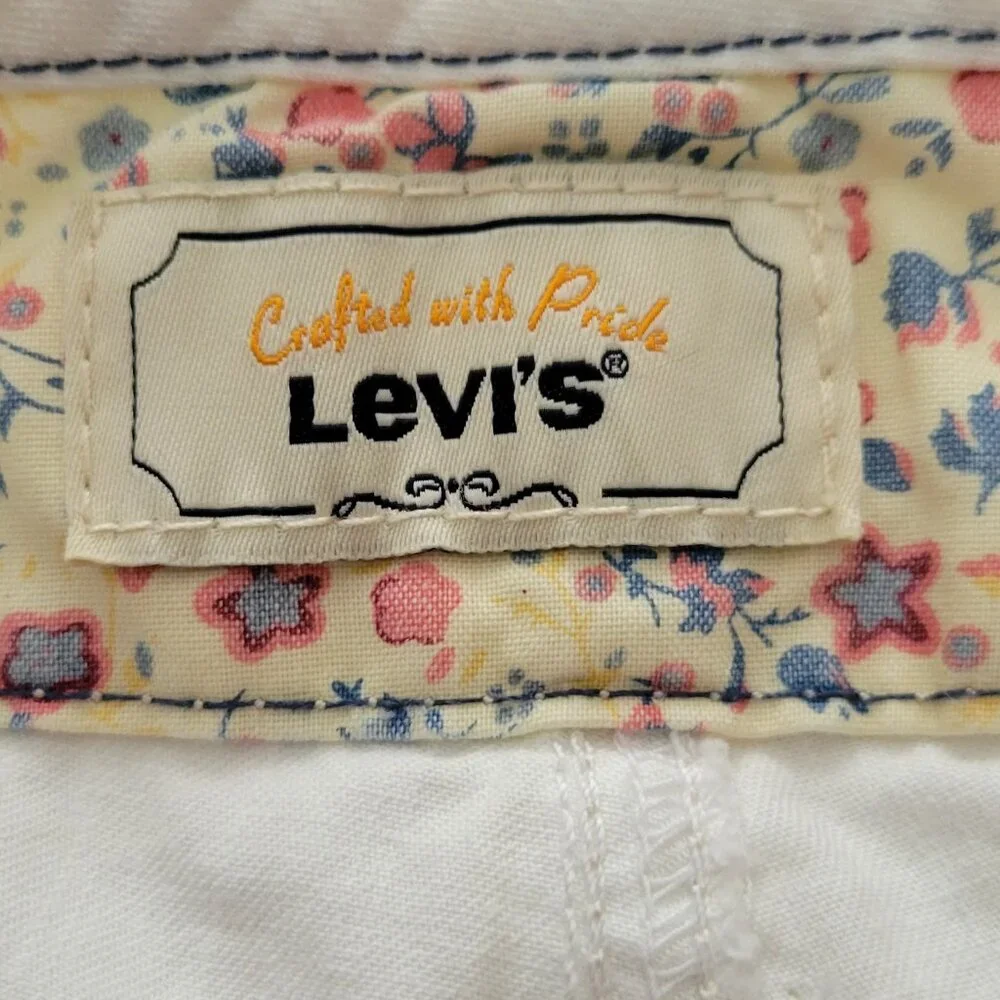 Levi's Bright White Cotton Convertible Length Bermuda Shorts Sz M New